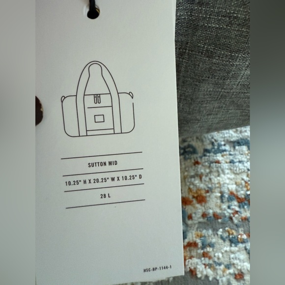 NWT Herschel Supply Company Duffle Bag - Heather Gray - Picture 10 of 10